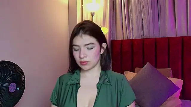 Snapshot of Zamira_Taylor chatting on 18, 3, 2026 Zamira Taylor online show from 18, 3, 2026