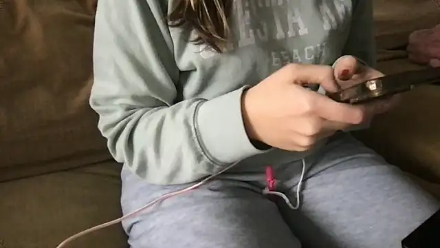 ashleighpink online show from 6, 2, 2026