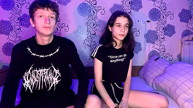 Snapshot of baby_lesi chatting on 17, 11, 2025 baby lesi online show from 17, 11, 2025