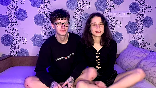 Snapshot of baby_lesi chatting on 24, 11, 2025 baby lesi online show from 24, 11, 2025