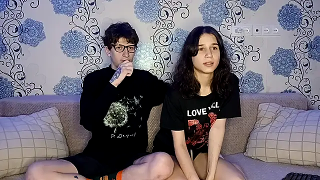 Snapshot of baby_lesi chatting on 22, 12, 2025 baby lesi online show from 22, 12, 2025