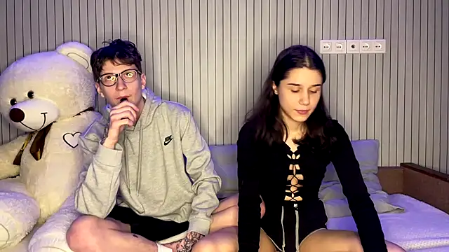 baby lesi online show from 11, 3, 2026