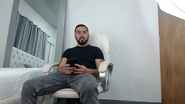 sebastian colle online show from 2, 3, 2025