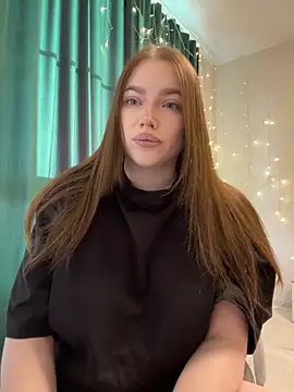 Snapshot of Milana_mil chatting on 21, 2, 2025 Milana mil online show from 21, 2, 2025