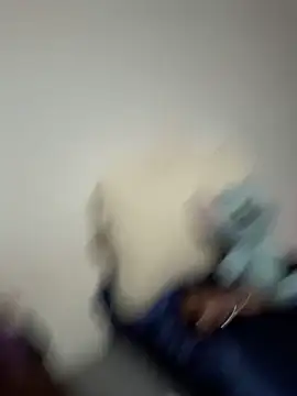 lola  med online show from 11, 10, 2025