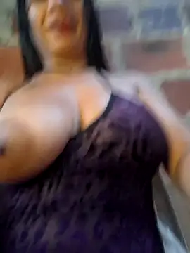 Snapshot of hot_veteran01 chatting on 21, 11, 2025 hot veteran01 online show from 21, 11, 2025