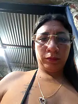 Snapshot of hot_veteran01 chatting on 18, 5, 2026 hot veteran01 online show from 18, 5, 2026