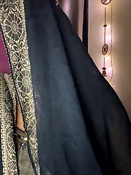 Snapshot of Dishasarmaa05 chatting on 13, 11, 2025 Dishasarmaa05 online show from 13, 11, 2025