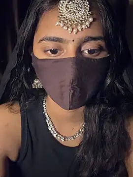 Dishasarmaa05 online show from 20, 6, 2026