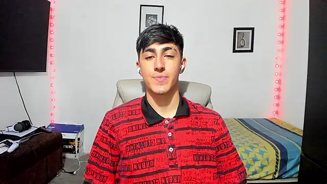 Snapshot of babymaik chatting on 15, 10, 2025 babymaik online show from 15, 10, 2025