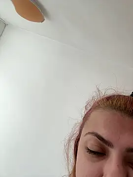 Snapshot of KittieHallo chatting on 22, 2, 2025 KittieHallo online show from 22, 2, 2025