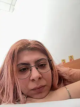 Snapshot of KittieHallo chatting on 23, 2, 2025 KittieHallo online show from 23, 2, 2025
