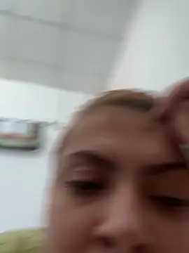 Snapshot of KittieHallo chatting on 24, 2, 2025 KittieHallo online show from 24, 2, 2025