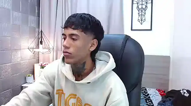 RyanKing19 online show from 5, 3, 2025