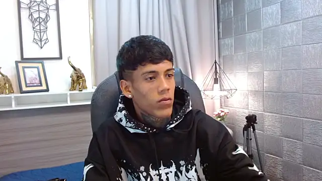 RyanKing19 online show from 10, 10, 2025