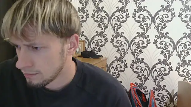 Snapshot of frama666 chatting on 2, 10, 2025 frama666 online show from 2, 10, 2025