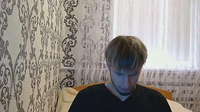 Snapshot of frama666 chatting on 9, 10, 2025 frama666 online show from 9, 10, 2025