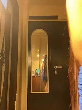 Snapshot of isha_sassy chatting on 1, 3, 2025 isha sassy online show from 1, 3, 2025