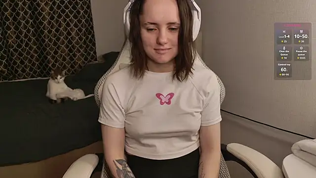 Luna Loveee online show from 22, 11, 2025