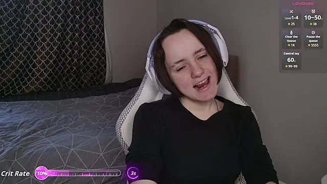 Snapshot of Luna_Loveee chatting on 14, 3, 2026 Luna Loveee online show from 14, 3, 2026