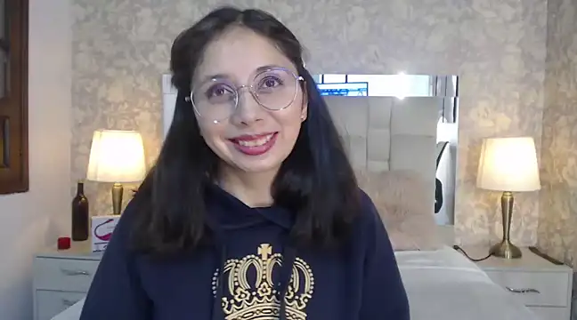 Stephanie Sun online show from 28, 2, 2025