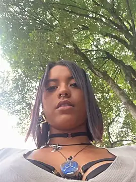 regina noctixx online show from 11, 5, 2026