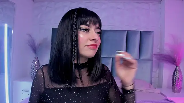 Selene bennet online show from 7, 5, 2026