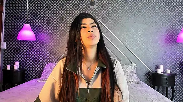 Cassie bloom online show from 13, 5, 2026