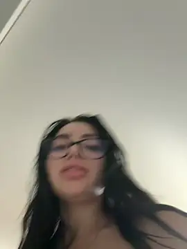 Mia Splash online show from 27, 6, 2026