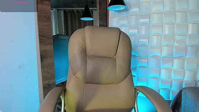 Snapshot of AlejandroStormm chatting on 4, 2, 2026 AlejandroStormm online show from 4, 2, 2026