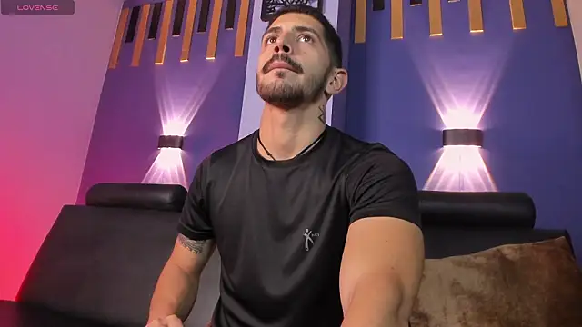 Snapshot of AlejandroStormm chatting on 23, 2, 2026 AlejandroStormm online show from 23, 2, 2026