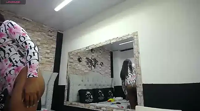 Snapshot of miha_sex91 chatting on 1, 3, 2025 miha sex91 online show from 1, 3, 2025