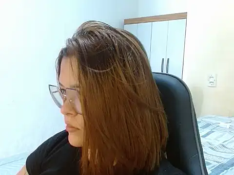 GoddessChaar online show from 1, 3, 2025