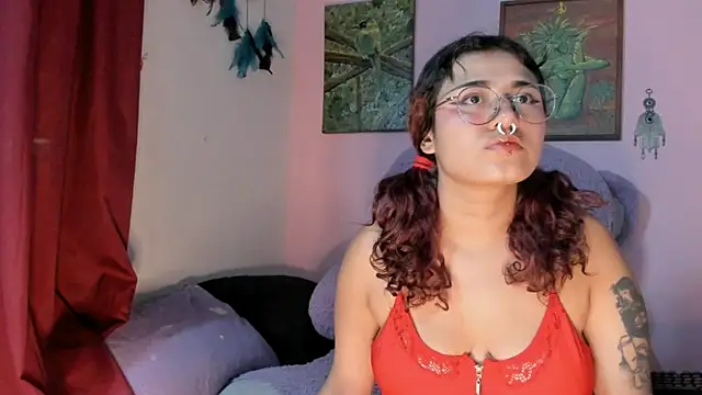 Snapshot of Maddy_Jhonsson chatting on 9, 7, 2026 Maddy Jhonsson online show from 9, 7, 2026