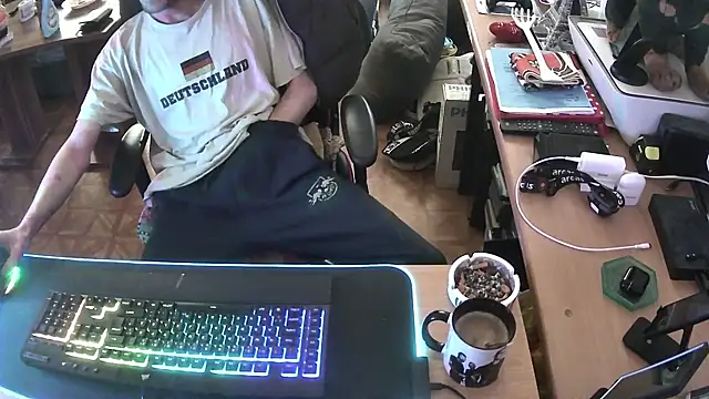 DerGeileLoveboy online show from 23, 3, 2026