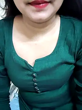 RICHA 0 online show from 6, 3, 2025