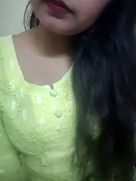 RICHA 0 online show from 8, 3, 2025
