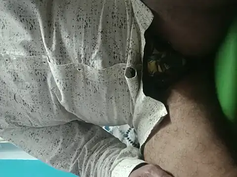 Snapshot of longsexji chatting on 28, 11, 2025 longsexji online show from 28, 11, 2025