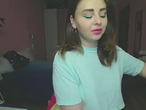 AnnsLove is online show from 5, 11, 2025