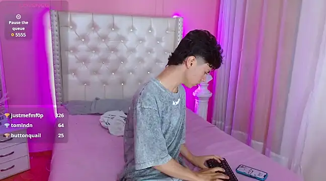 callum 77 online show from 12, 3, 2025