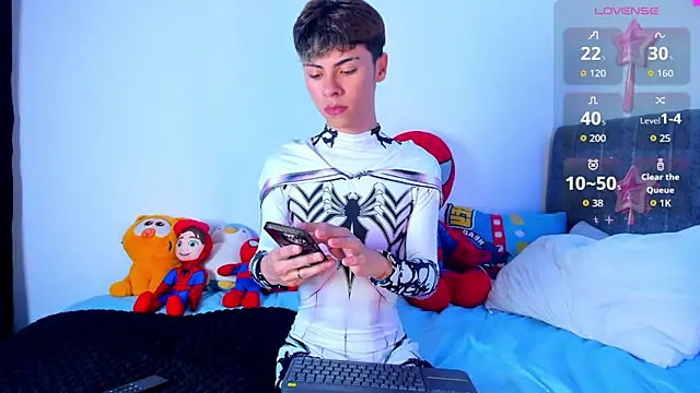 callum 77 online show from 4, 12, 2025