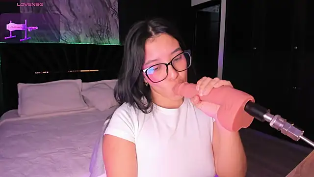 Ibbiebennett online show from 2, 3, 2025