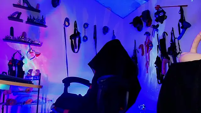 veresskaardila77 online show from 17, 5, 2026