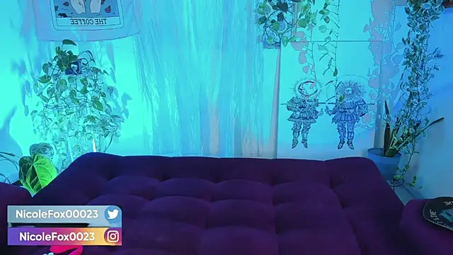 Snapshot of NicoleFox23_ chatting on 8, 4, 2026 NicoleFox23 online show from 8, 4, 2026