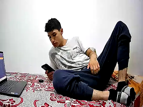 Brian lumper01 online show from 3, 3, 2025