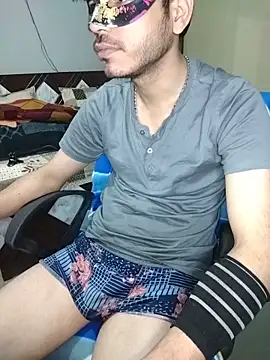 Snapshot of rahulkajuuu0909 chatting on 25, 3, 2026 rahulkajuuu0909 online show from 25, 3, 2026