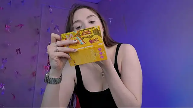 hazel sullivan online show from 28, 4, 2026