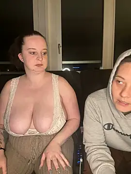 curvy eina online show from 10, 3, 2025