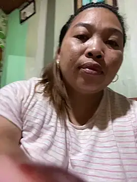 Snapshot of Sweet_fatty18 chatting on 4, 1, 2025 Sweet fatty18 online show from 4, 1, 2025