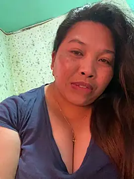 Snapshot of Sweet_fatty18 chatting on 27, 2, 2025 Sweet fatty18 online show from 27, 2, 2025